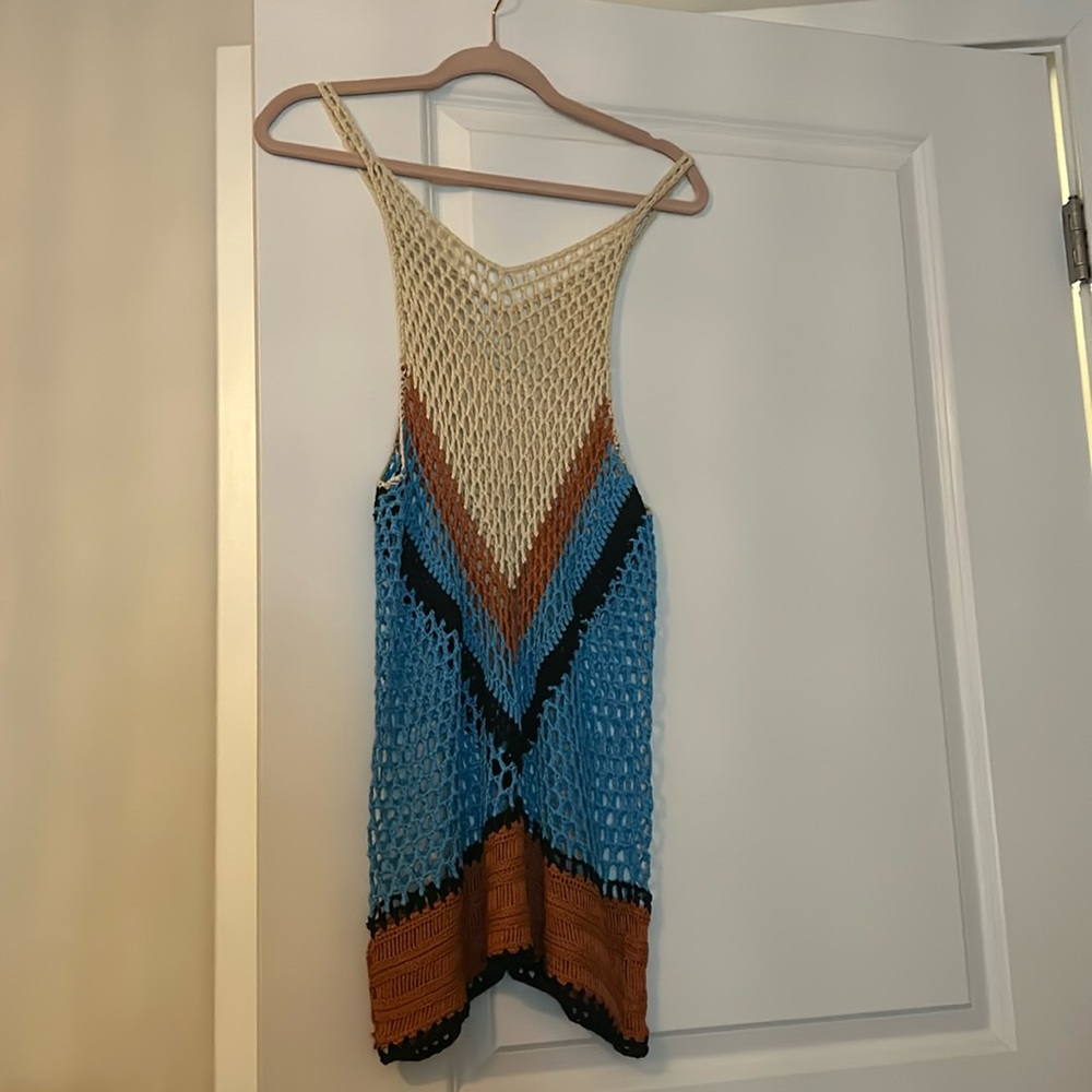 Neutral beach coverup